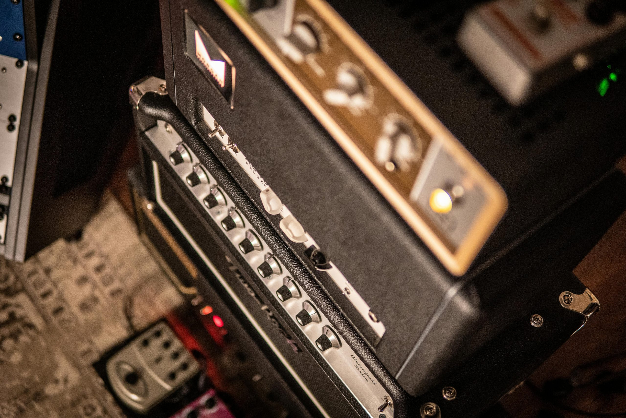 How to Choose the Right Amplifier for Your Electric Guitar