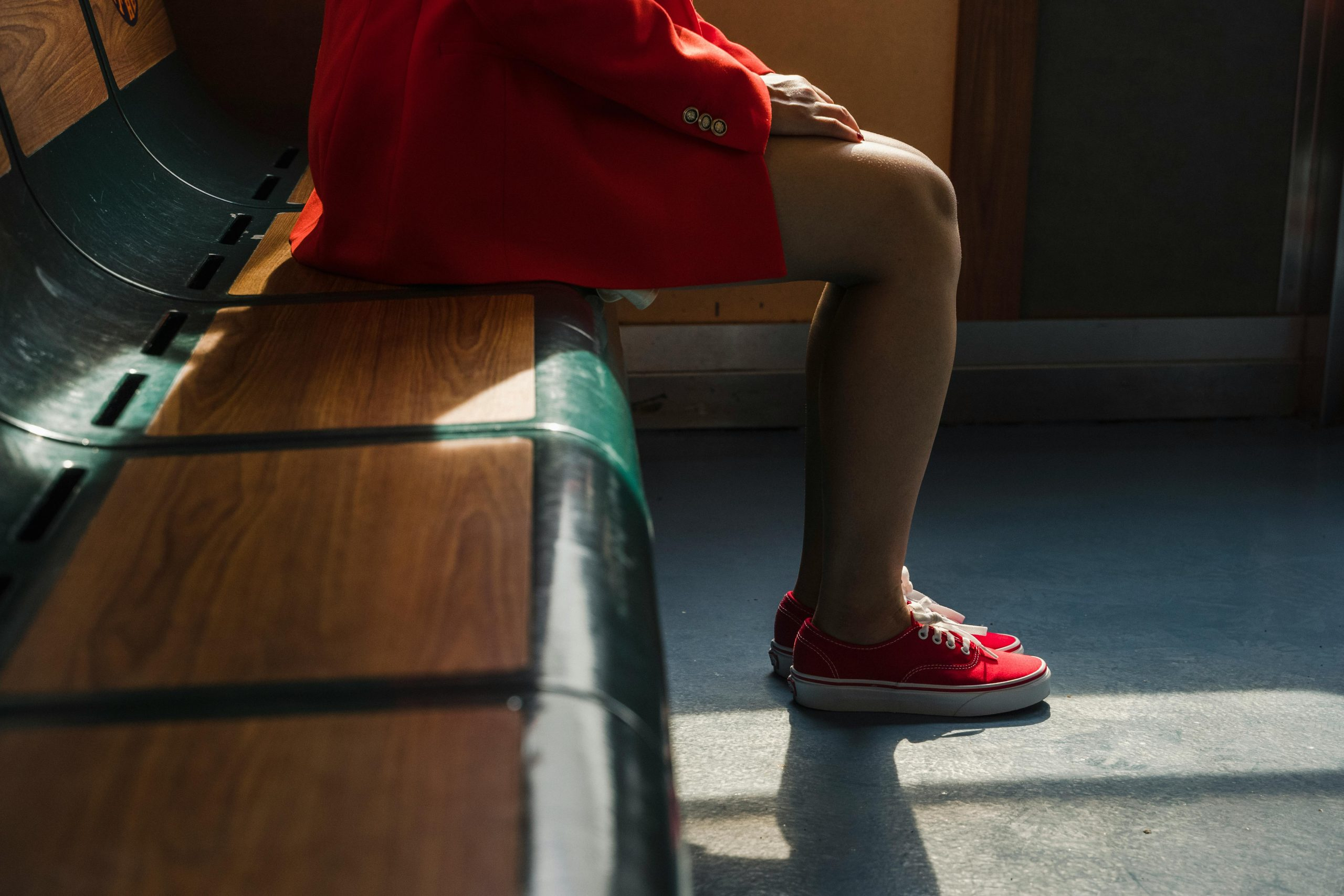 Simple Strategies for Minimizing Waiting Time at Museums