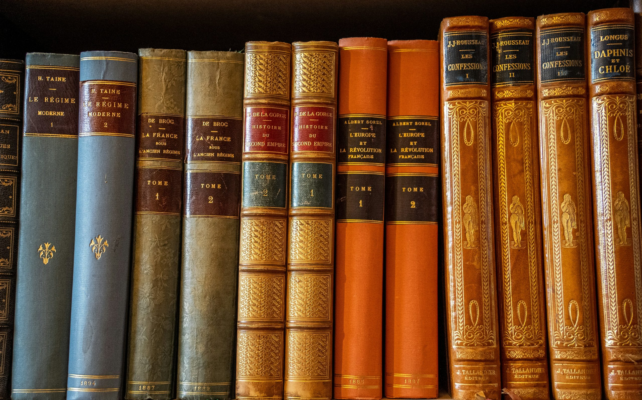 How to Choose the Right Lawyer for Your Specific Legal Needs